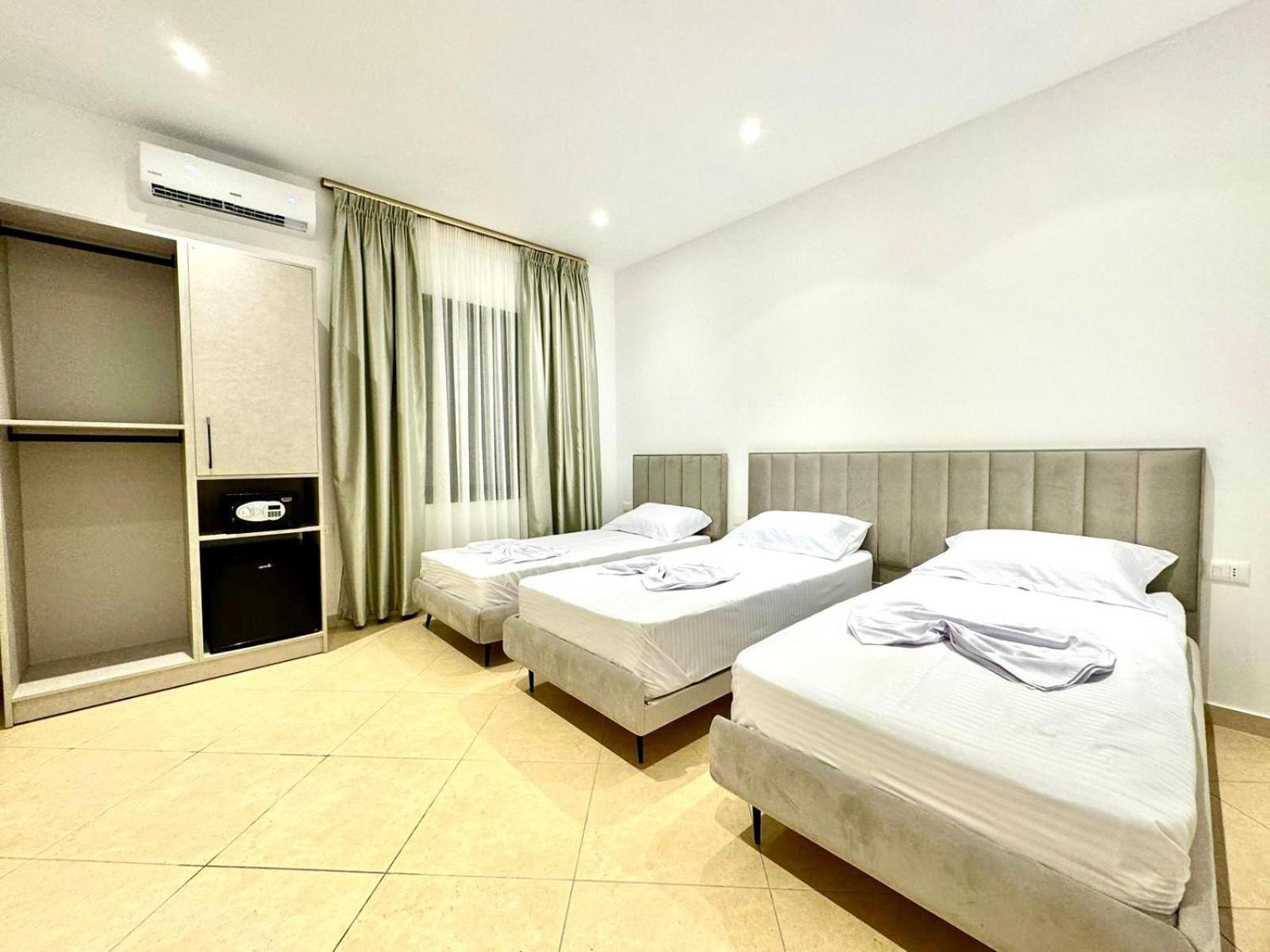 Hotel Balili Vlore Exterior photo